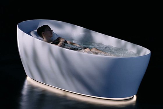 TOTO Neorest flotation tub